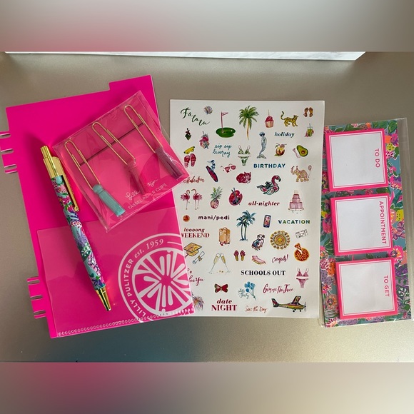 Lilly Pulitzer agenda pack - Picture 2 of 4